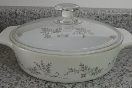Pyrex Casserole With Handles